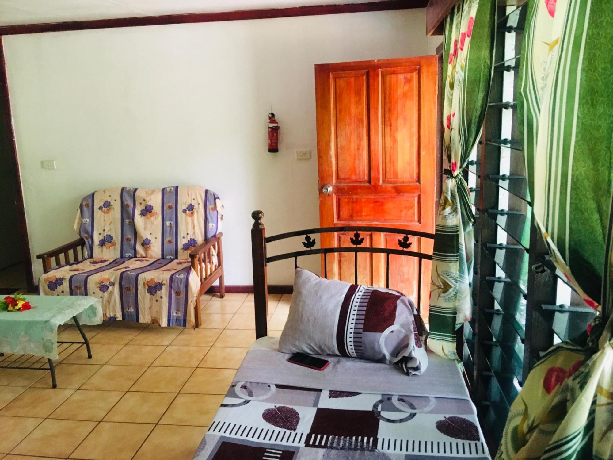 Yasawa Long Beach Hideout Resort Vuake エクステリア 写真
